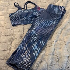 Peloton Blue and Gray Patterned Sports Bra and Leggings Set
